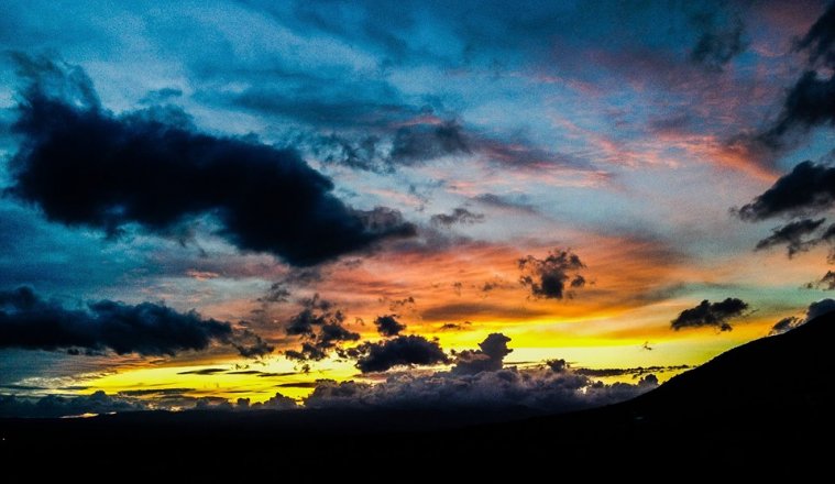 athens voice readers, greece