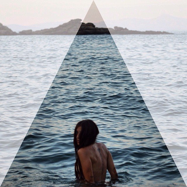 Elena Vag @_wavedaughter_