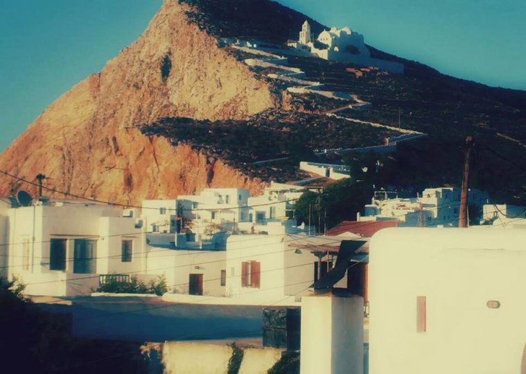 athens voice readers, greece