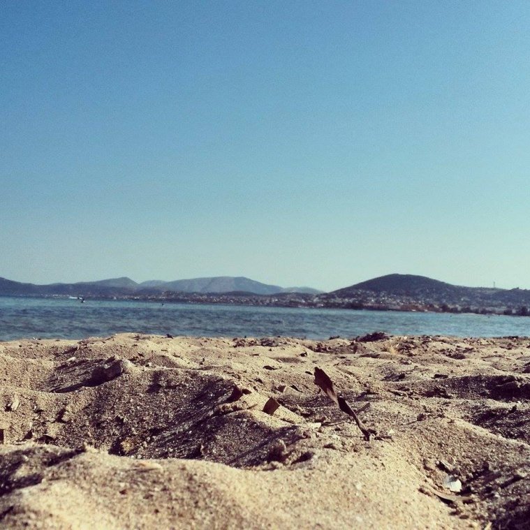 athens voice readers, greece