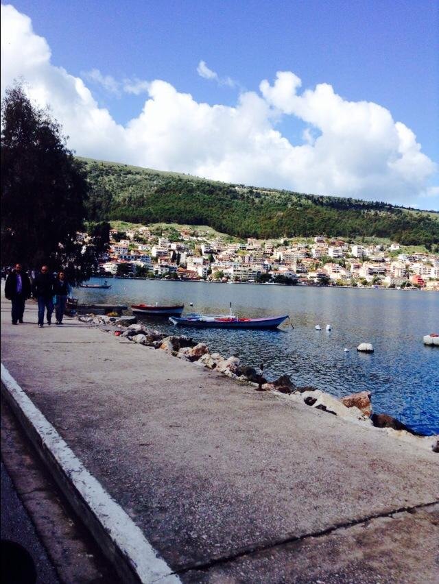 athens voice readers, greece