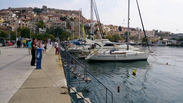 athens voice readers, greece