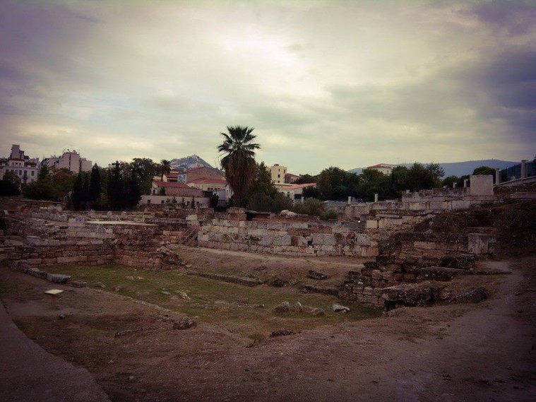 athens voice readers, greece