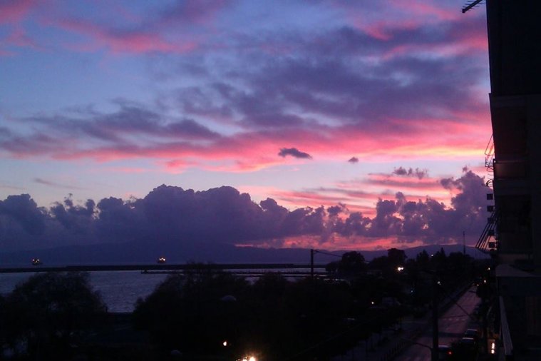 athens voice readers, greece athens voice readers, greece