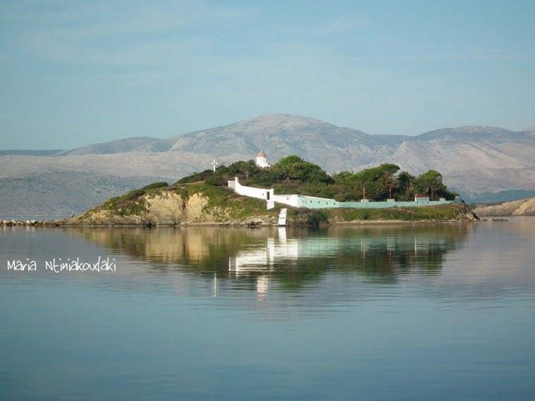 athens voice readers, greece