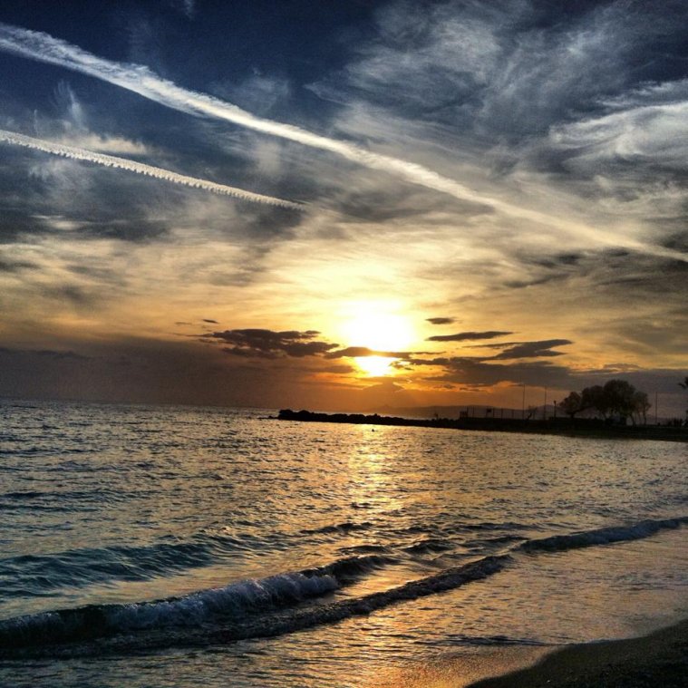 athens voice readers, greece athens voice readers, greece