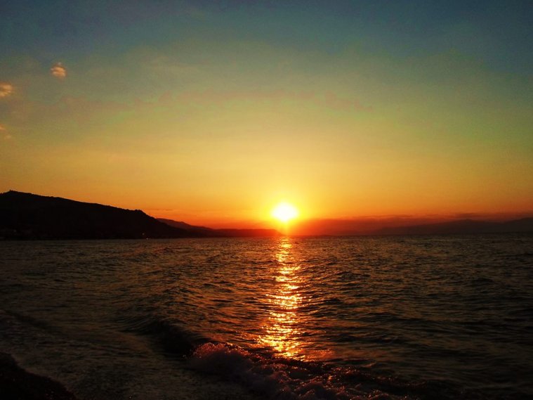 athens voice readers, greece athens voice readers, greece