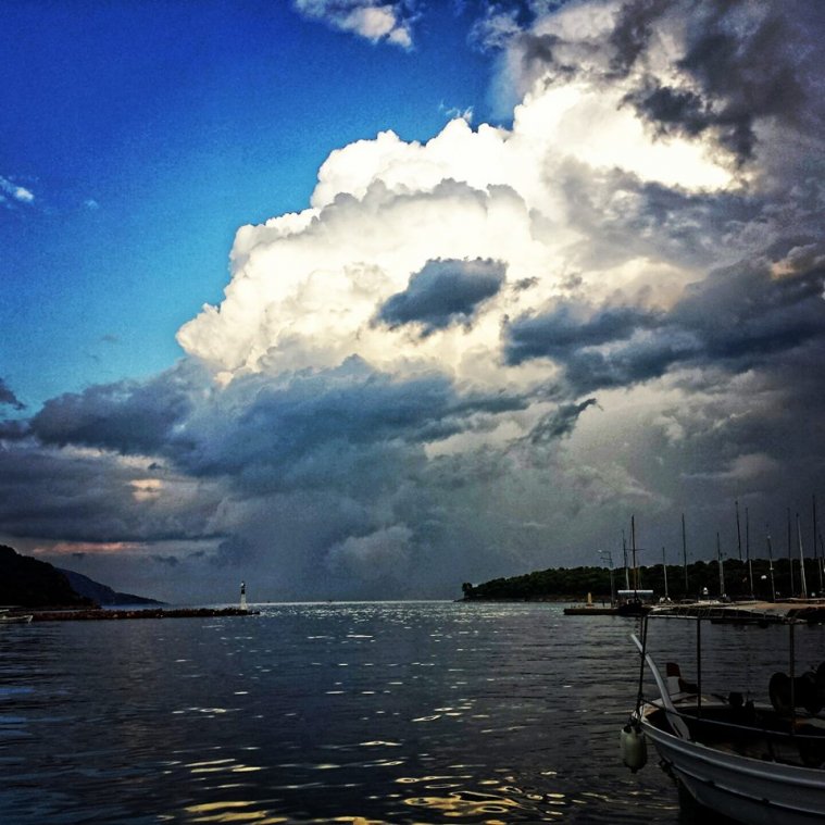 athens voice readers, greece athens voice readers, greece