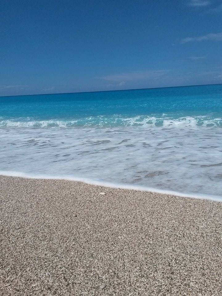 athens voice readers, greece