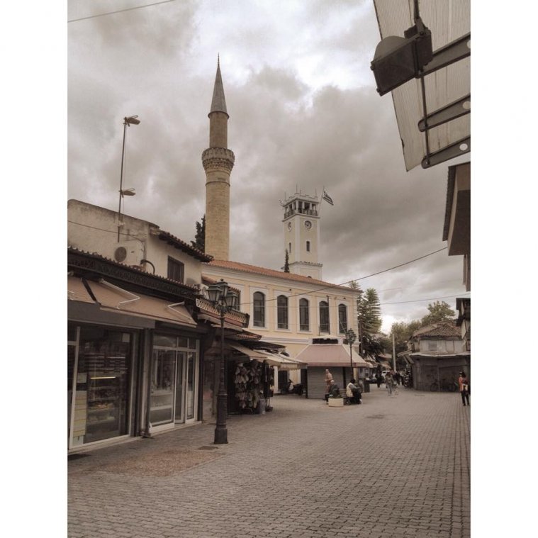 athens voice readers, greece