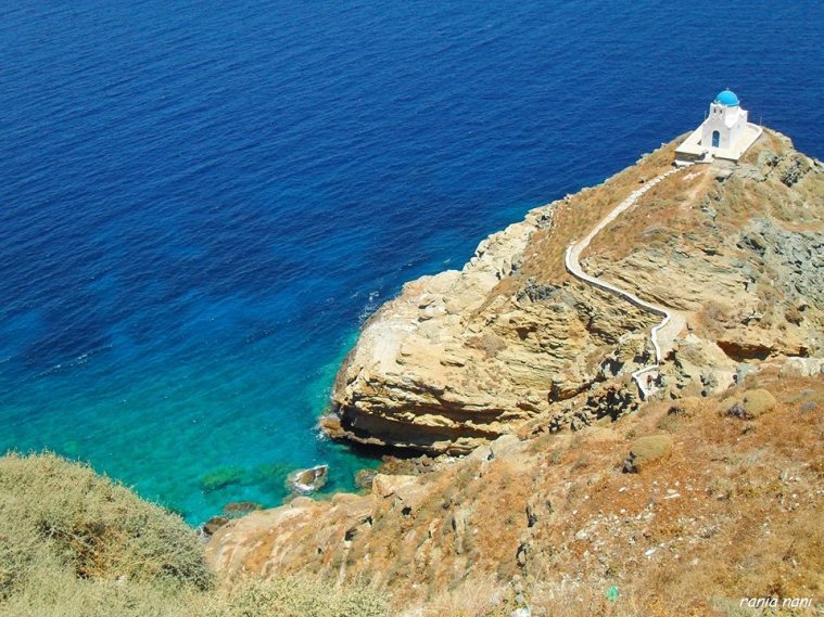 athens voice readers, greece