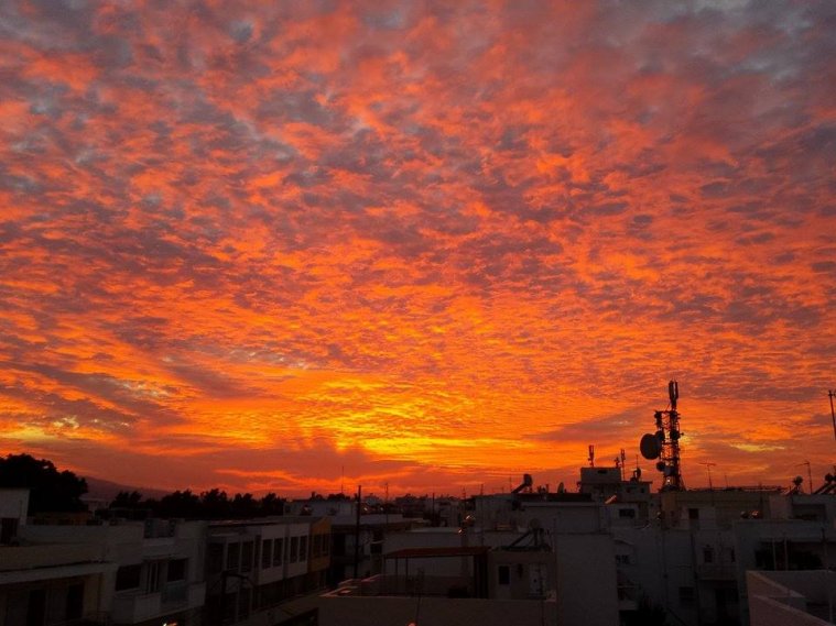 athens voice readers, greece
