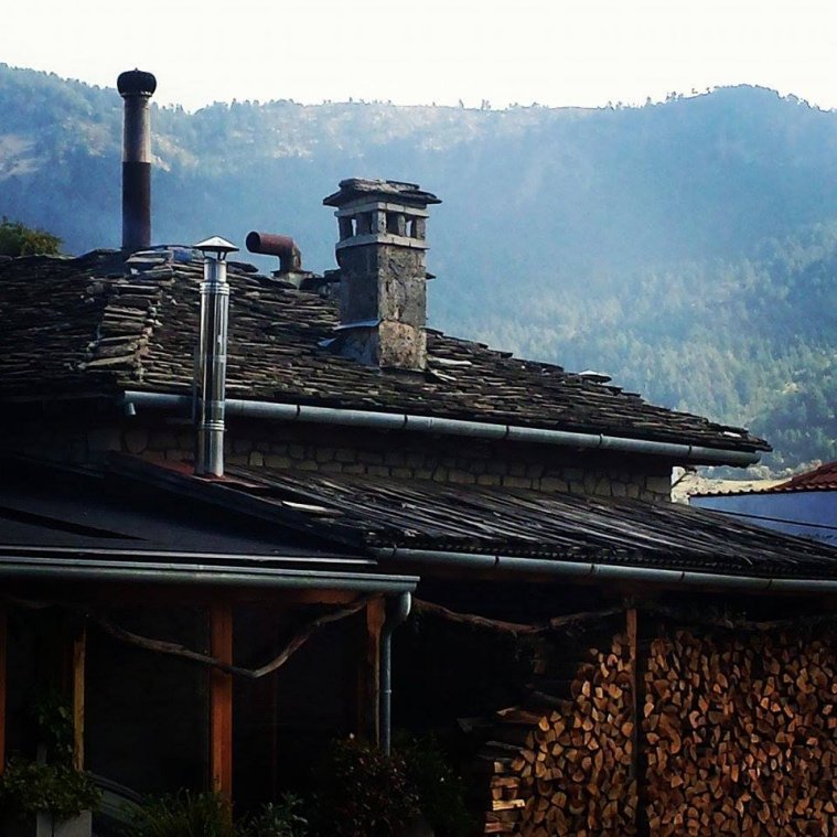 athens voice readers, greece