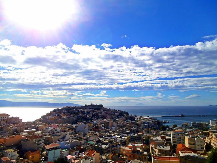 athens voice readers, greece