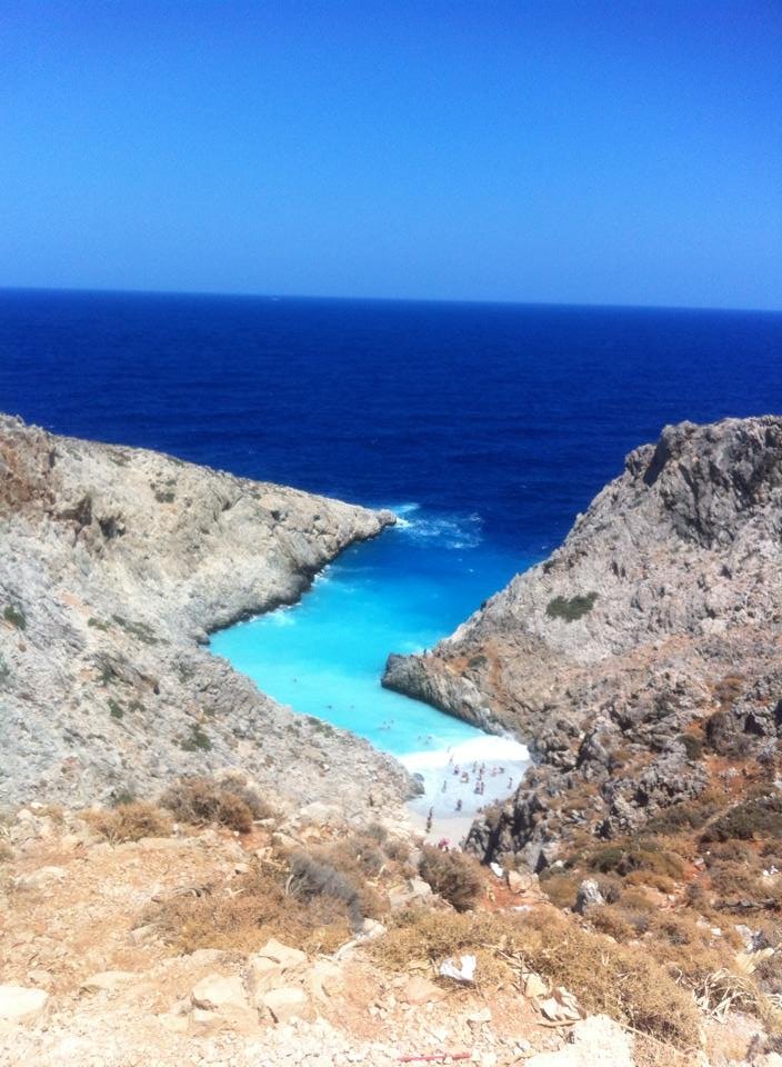 athens voice readers, greece