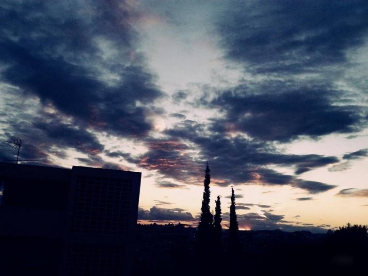 athens voice readers, greece