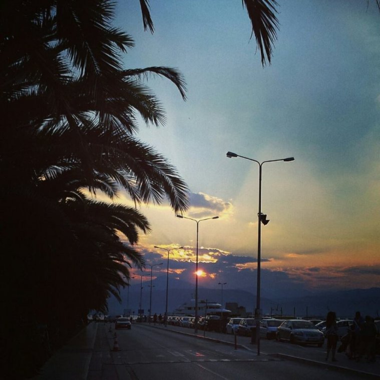 athens voice readers, greece