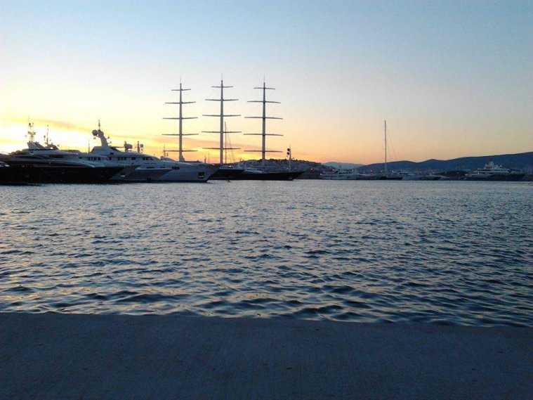 athens voice readers, greece