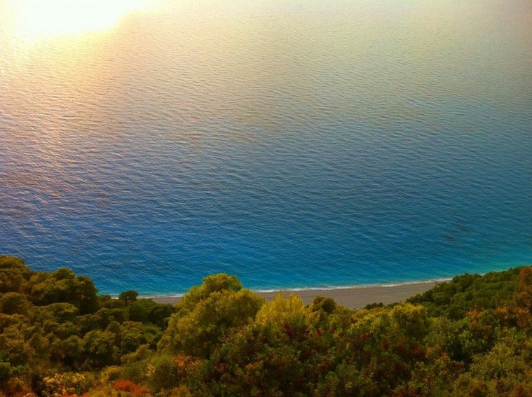 athens voice readers, greece