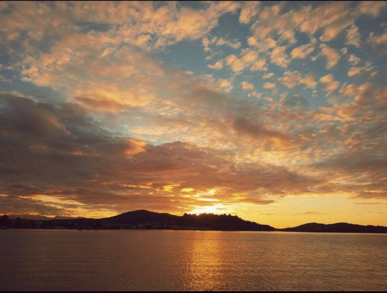 athens voice readers, greece