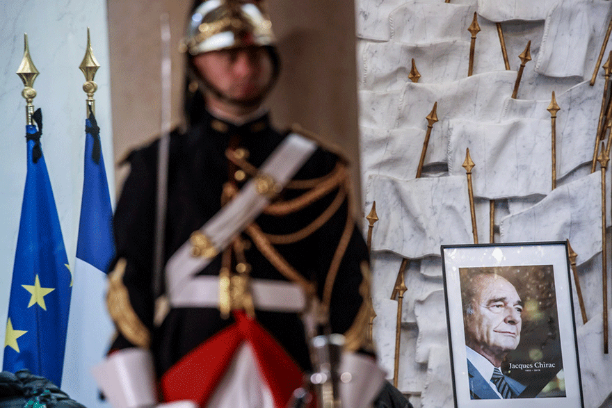 Πρωταγωνιστής για 40 χρόνια στα πολιτικά πράγματα της Γαλλίας ο Ζακ Σιράκ