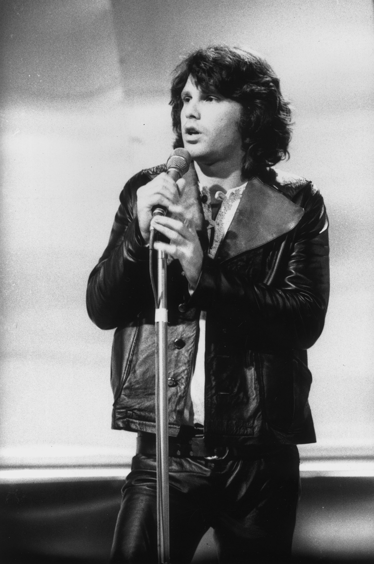 Ο Jim Morrison σε τηλεοπτική εμφάνιση στη βρετανική τηλεόραση, 1970