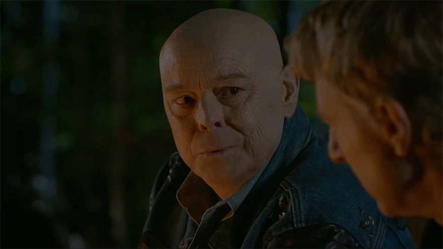 O Ρόμπερτ Γκάρισον ως «Τόμι» στην τηλεοπτική σειρά «Cobra Kai»