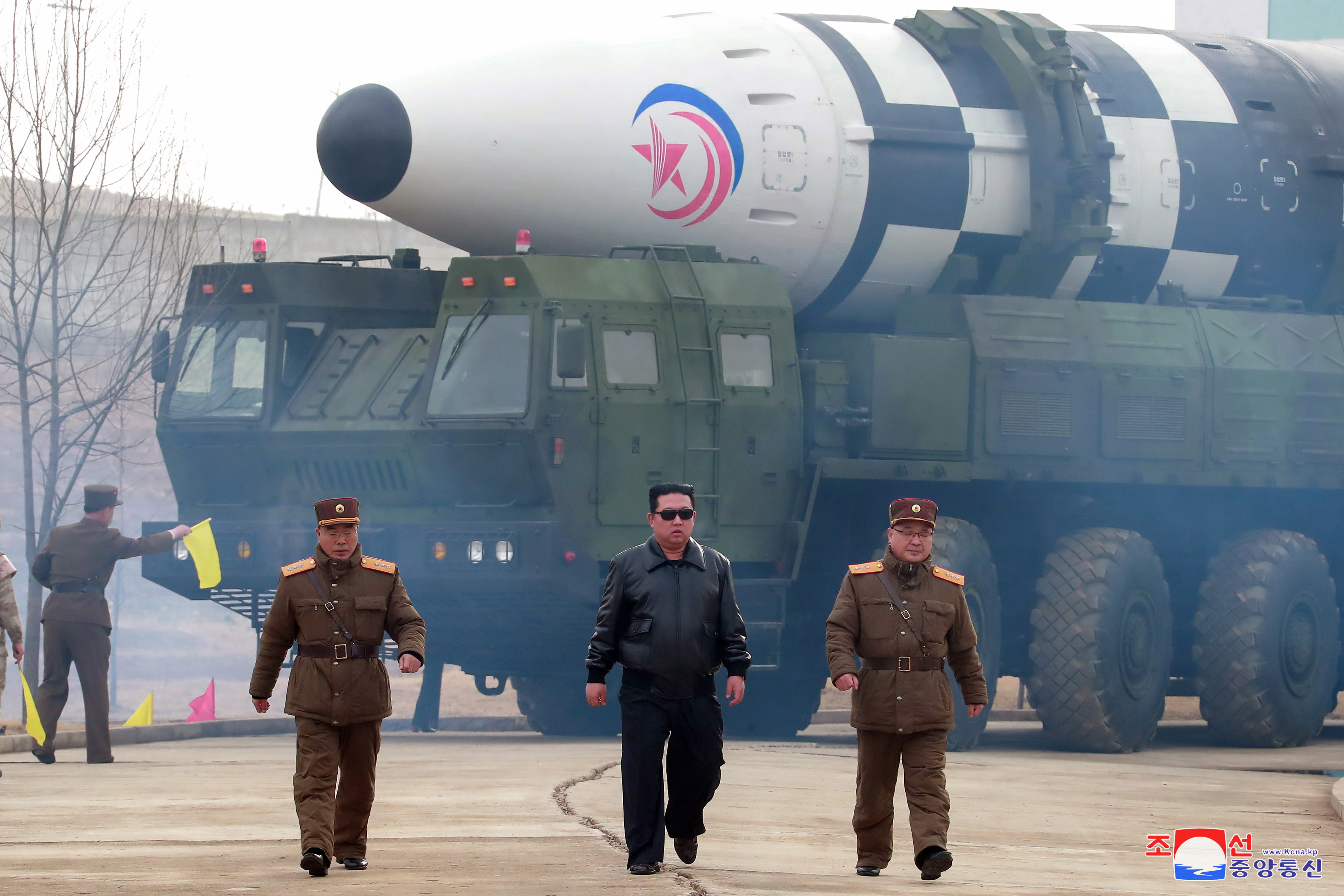 Κιμ Γιονγκ Ουν, Βόρεια Κορέα, πυρηνικά