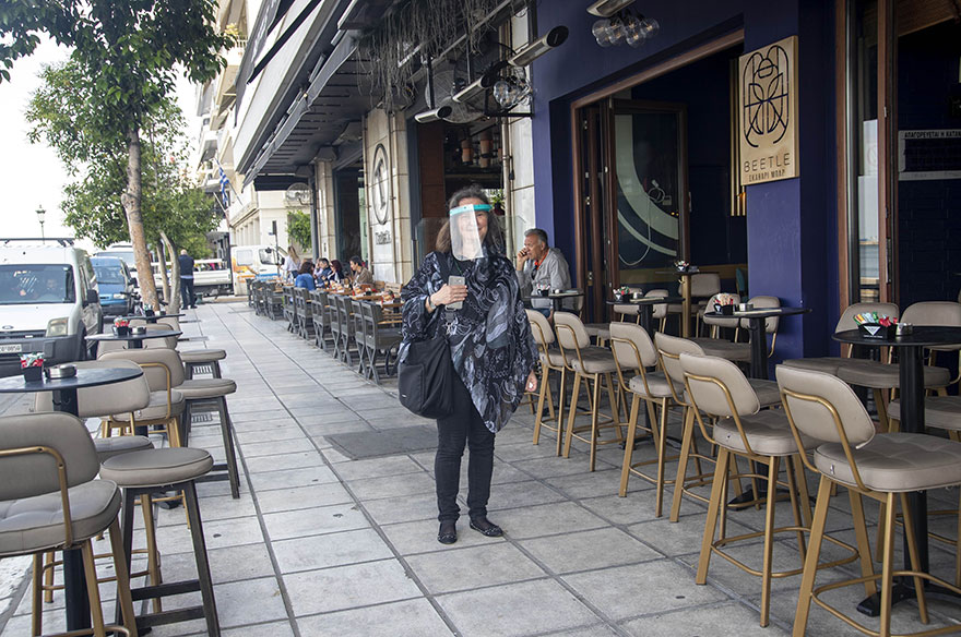 «Μουδιασμένοι» οι καταναλωτές στη Θεσσαλονίκη την πρώτη ημέρα ανοίγματος καφέ και εστιατορίων στη Θεσσαλονίκη