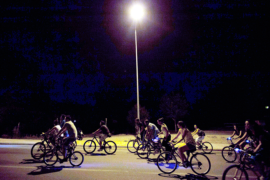 Νυχτερινή ποδηλατάδα στη Λάρισα