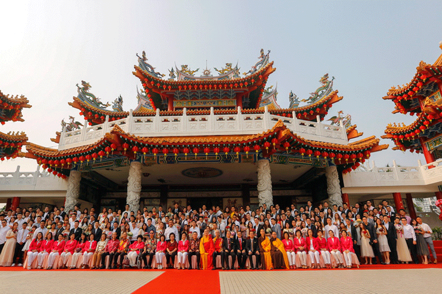 Μαλαισία: 99 ζευγάρια παντρεύτηκαν σήμερα, την 9η μέρα του 9ου μήνα