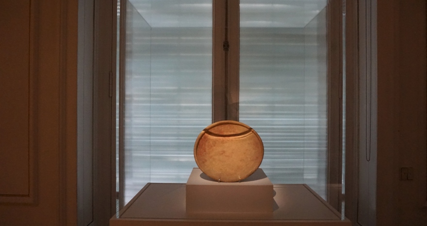 Μαρμάρινη πρωτοκυκλαδική φιάλη από το Μουσείο Κυκλαδικής Τέχνης