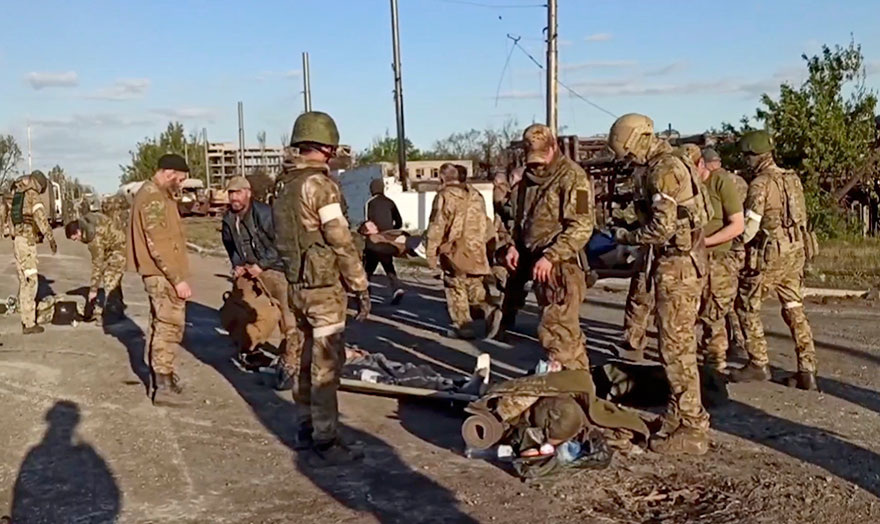 Πόλεμος στην Ουκρανία: H απομάκρυνση των μαχητών του Αζοφστάλ