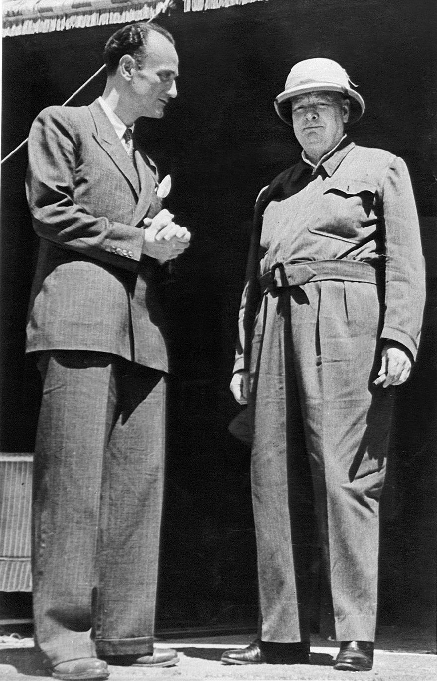 Ο Παναγιώτης Κανελλόπουλος με τον Winston Churchill στό Κάϊρο.