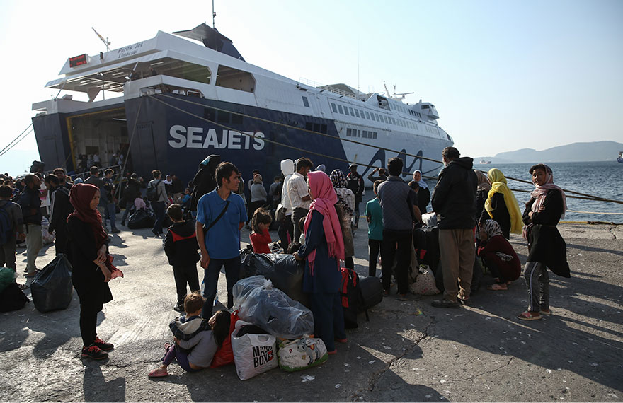 Στην Ελευσίνα 700 αιτούντες άσυλο από τη Σάμο 