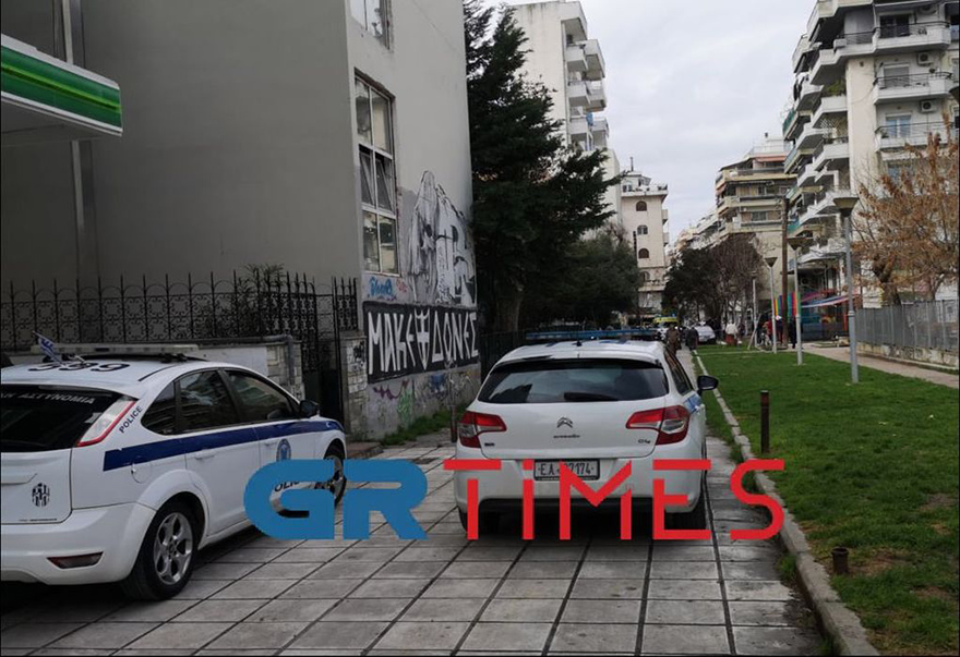 Θεσσαλονίκη: 45χρονη γυναίκα έπεσε από τον πέμπτο όροφο και σκοτώθηκε