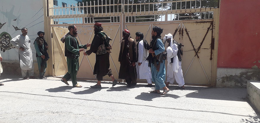 Ταλιμπάν στη Χεράτ, την τρίτη μεγαλύτερη πόλη στο Αφγανιστάν, την οποία έχουν θέσει υπό τον έλεγχό τους