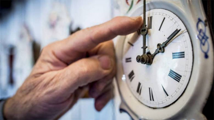 Η πανδημία κορωνοϊού άλλαξε τα σχέδια στην Ευρώπη για την αλλαγή ώρας
