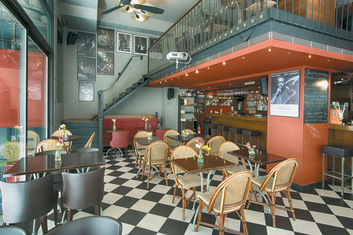 Joke restau - bar -cafe Joke restau - bar -cafe