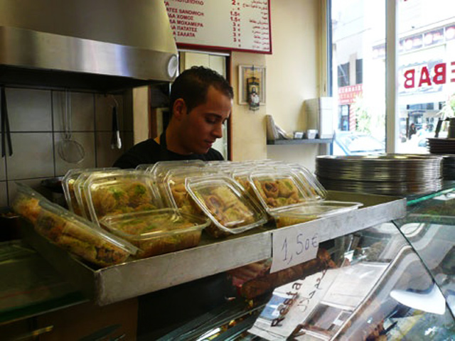 Ο Ιμπραήμ θα σου ετοιμάσει στο λεπτό το φαλάφελ σου