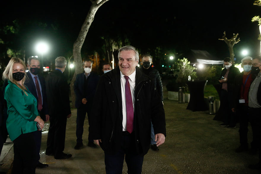 O Χάρης Καστανίδης, υποψήφιος πρόεδρος στις εκλογές του ΚΙΝΑΛ, προσέρχεται στο debate
