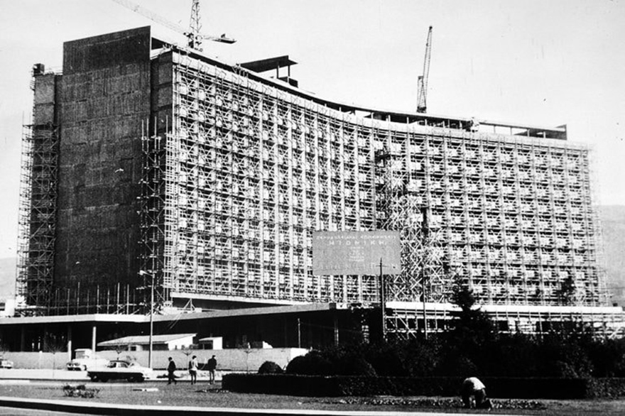 Το ξενοδοχείο Χίλτον υπό κατασκευή 