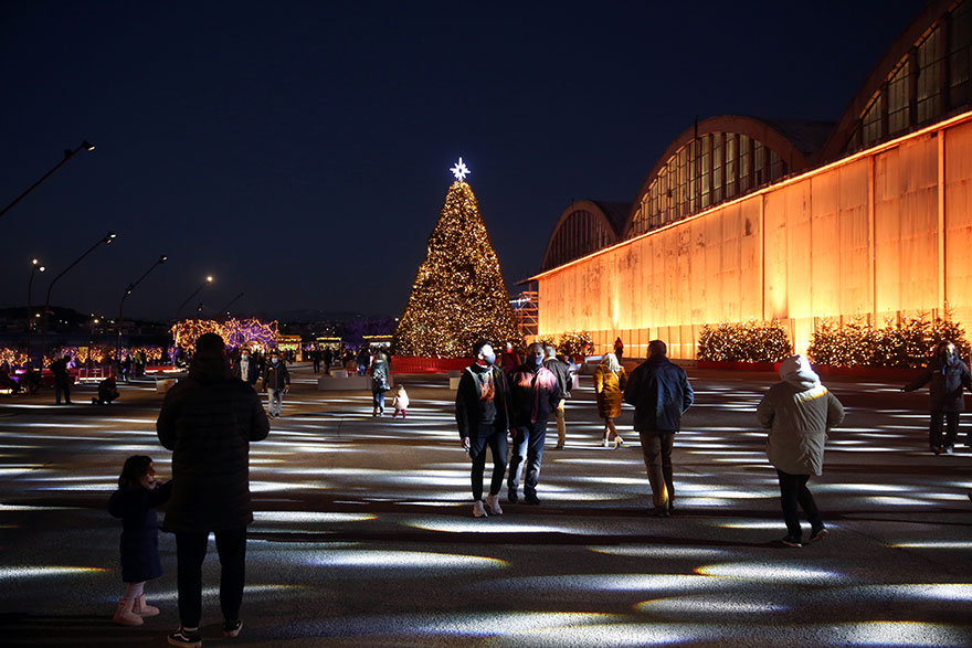 Το χριστουγεννιάτικο δέντρο δέσποζε στο Experience Park Ελληνικού κατά τη διάρκεια των εορτών