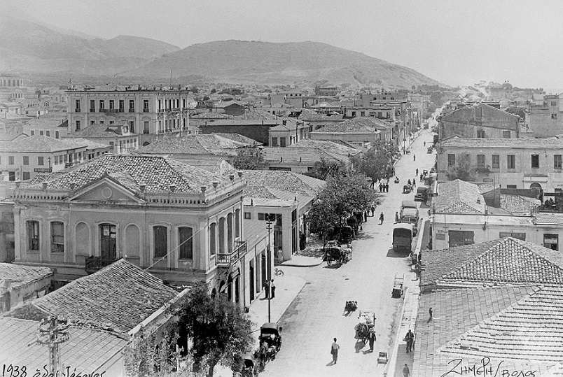 Βόλος, οδός Ιάσονος, 1938 (φωτογραφία Κ. Ζημέρη, αρχείο Δήμου Βόλου, ΔΗ.Κ.Ι.)